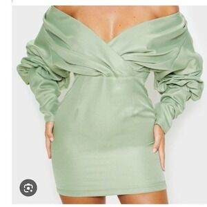 PrettyLittleThing Sage Green Off the Shoulder Ruched Long Sleeve Mini Dress Sz 4